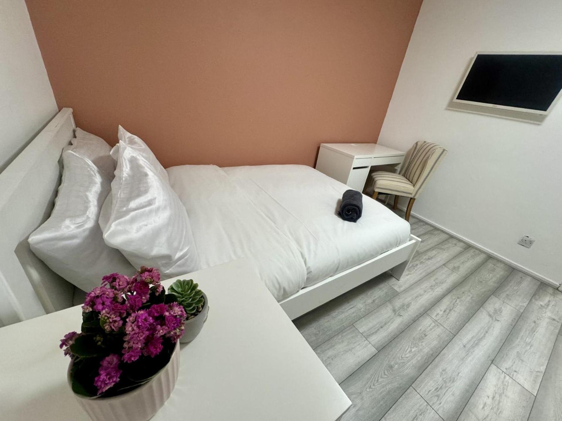 Tottenham Velvet Suites London Ngoại thất bức ảnh